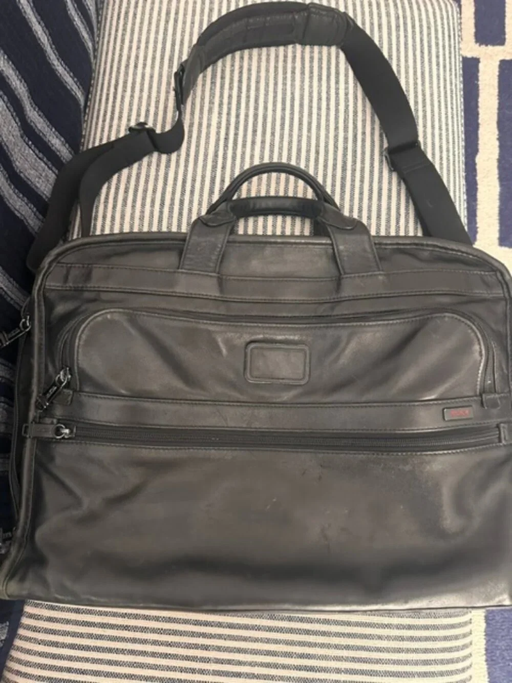 TUMI Briefcase Computer Laptop Messenger Bag  ALPHA Black Leather  Style 96111DH